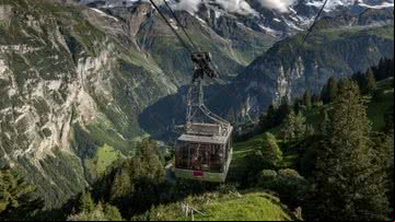 Fotografia de teleférico íngreme nos Alpes Suíços - Divulgação/Schilthorn Piz Gloria