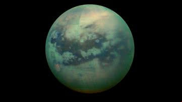 Titã, maior lua de Saturno - Domínio Público
