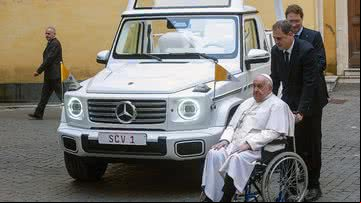 Papa Francisco junto do papamóvel, no ano ado - Getty Images