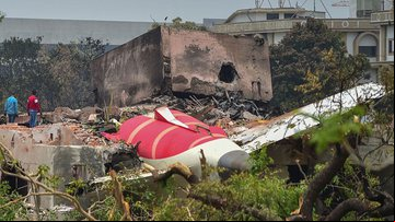Queda de aeronave deixou centenas de mortos - Getty Images