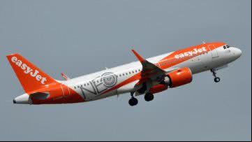 Uma das aeronaves da companhia aérea EasyJet - Reprodução/Flickr/Eric Salard